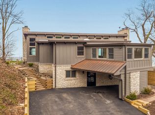 44 Circle Dr, Dune Acres, IN
