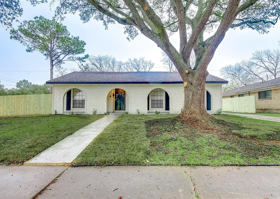 1st image of 11203 Sagemeadow Ln