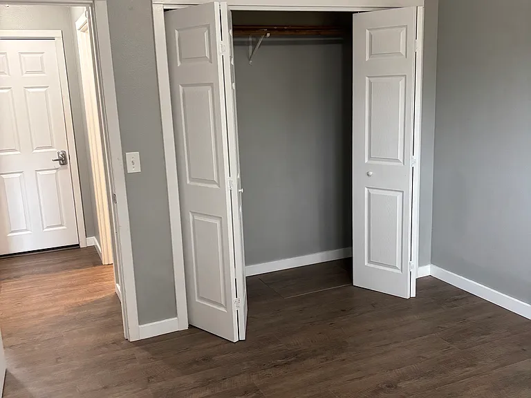 405 SE Alethea Way #405 — Photo 7