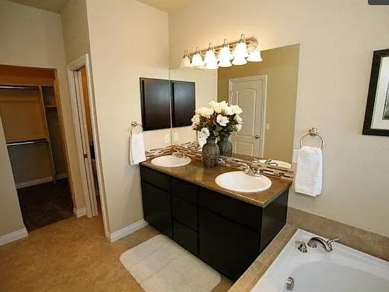 3827 Precision Dr #B — Photo 9