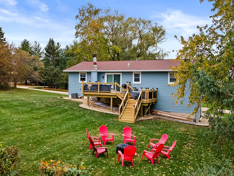 6090 Rattmann Rd — Photo 36