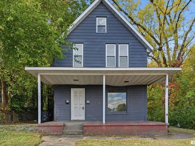 703 11th St #A, Moline, IL, 61265