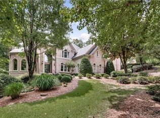 2995 Sugarloaf Club Dr, Duluth, GA 30097