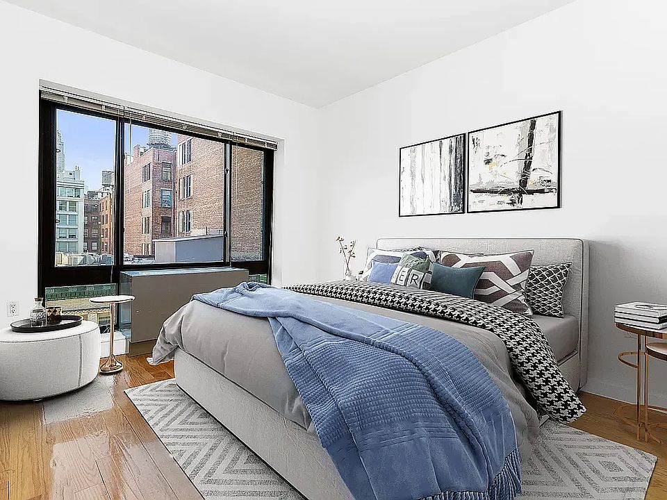 1st image of 30 W 18th St APT 4G