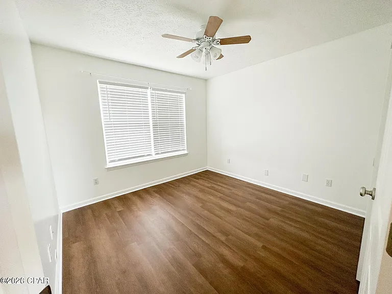 1814 Bowman Ln — Photo 34