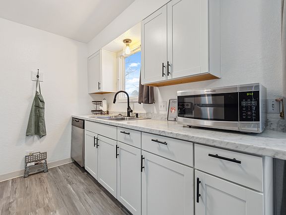 2nd image of 2806 Telequana Dr #1