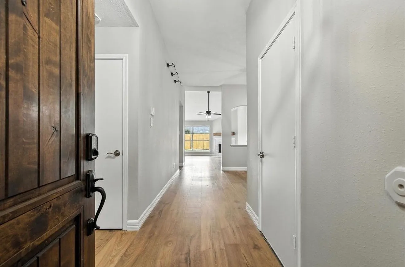 3 bed, 1667 sqft, $1,950 — Photo 4