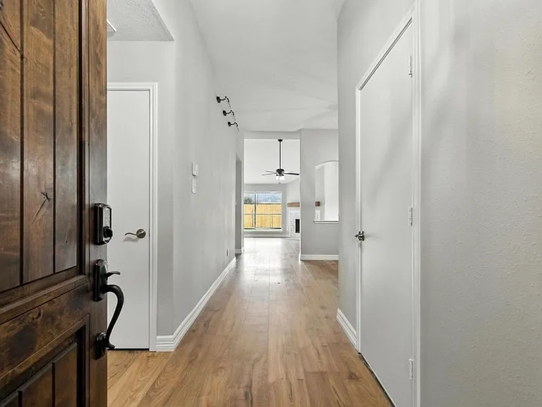 4127 Great Forest Ct — Photo 4