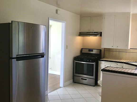 5th image of 5118 Ella Ln