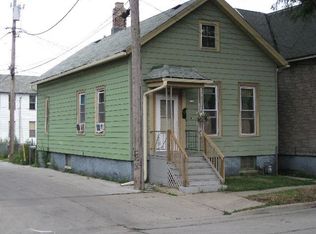 916 W Lapham Blvd, Milwaukee, WI 53204