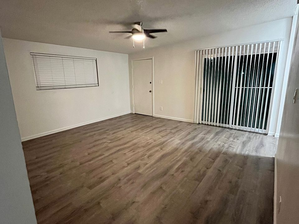 1st image of 3754 W Dunlap Ave #1