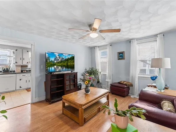 176 Burgess Ave, East Providence, RI 02914