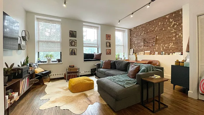 Rented by Strivers Management Group Corp (Brokerage) | media 16