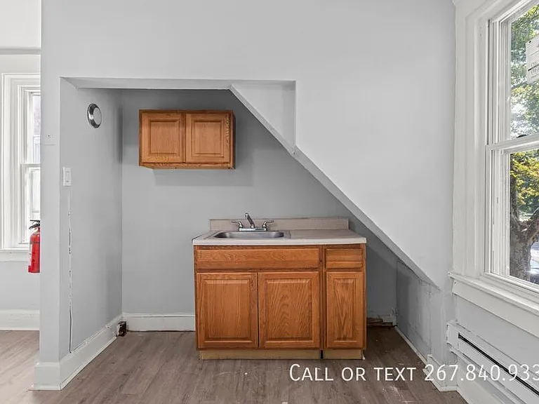 129-131 E Roosevelt Blvd #131.3 — Photo 8