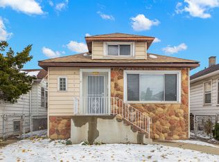 10211 S Yale Ave, Chicago, IL 60628