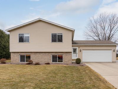 190 Autumn Dr, Owatonna, MN, 55060