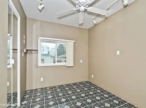 4th image of 2453 N Campbell Ave Unit 1