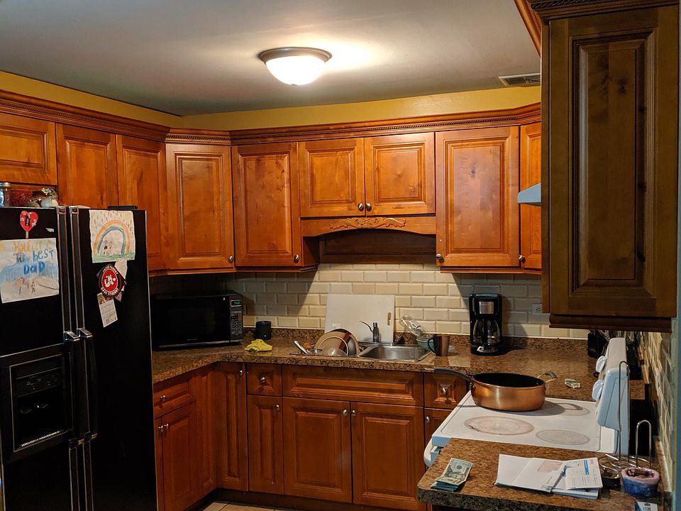 1st image of 8585 W 101st Ter APT 202