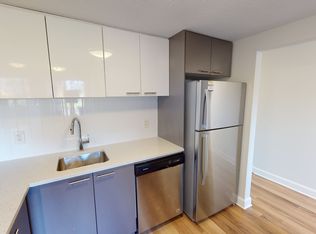 2780 Rowatt St #2777J, Ottawa, ON K2B 6P1