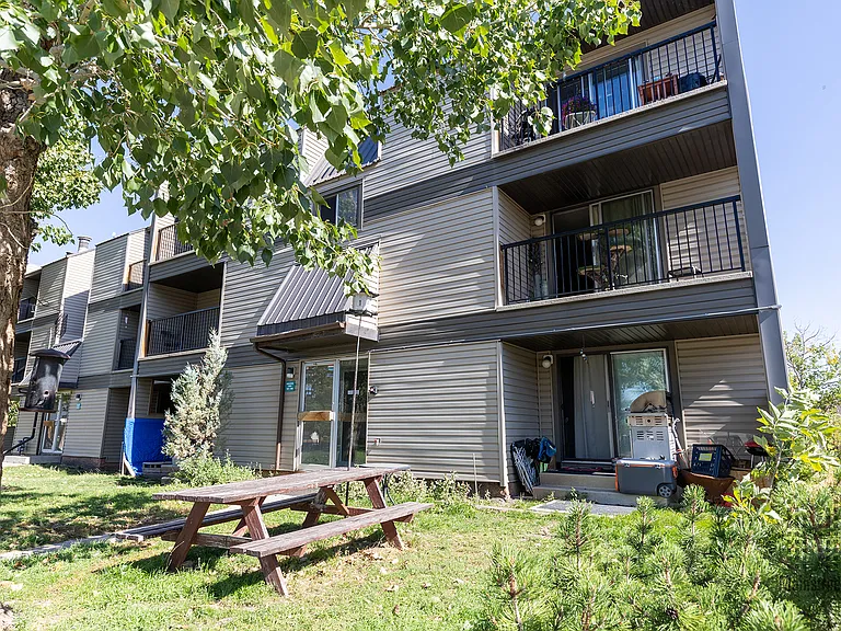 4610 Hubalta Rd SE — Photo 8