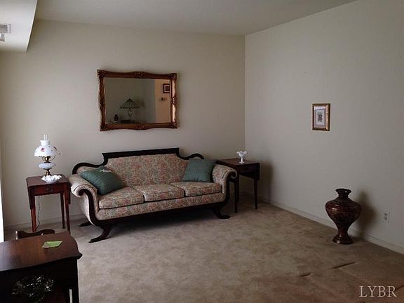 2nd image of 216 E Cadbury Dr