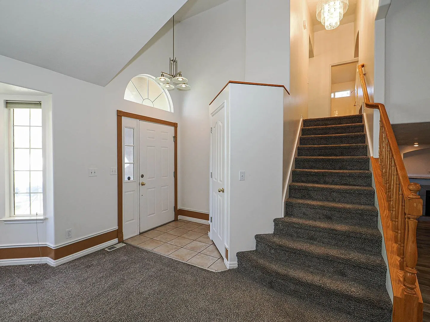 3 Bedroom, 2 Bathroom West Jordan Single Family Home — Photo 4