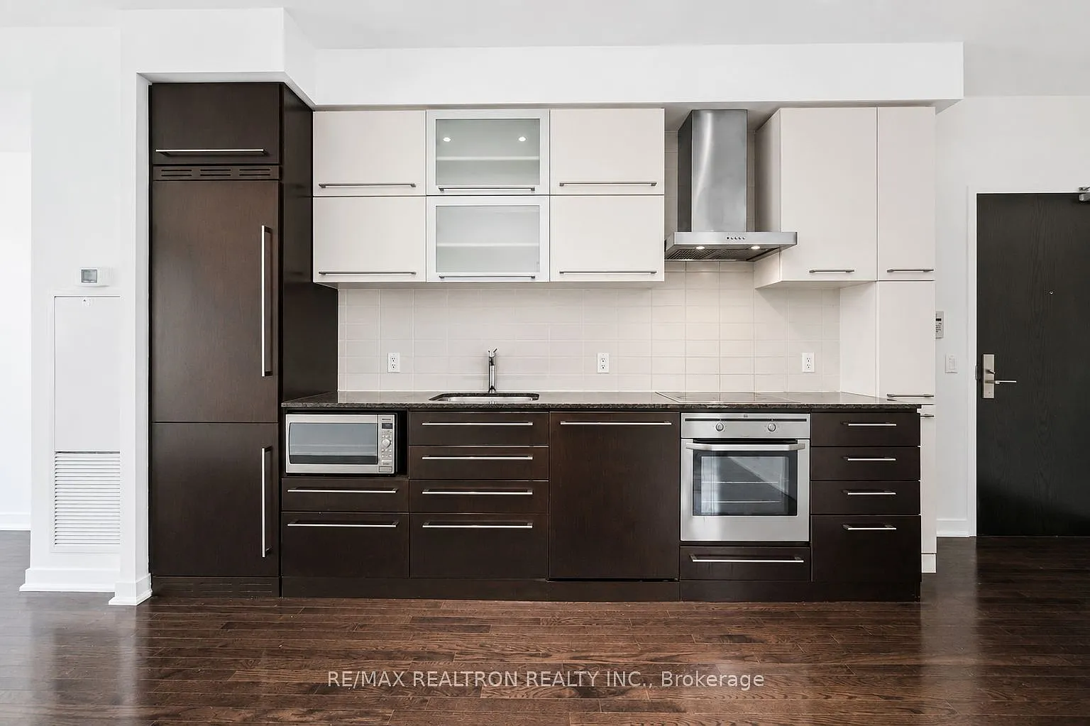 2 bed, $3,300 — Photo 4