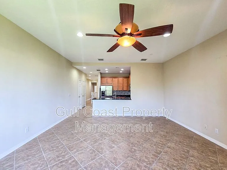 4113 Overture Cir — Photo 2