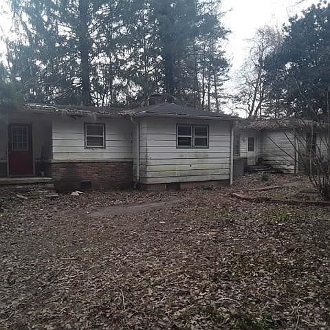1st image of 125 Poetry Ln