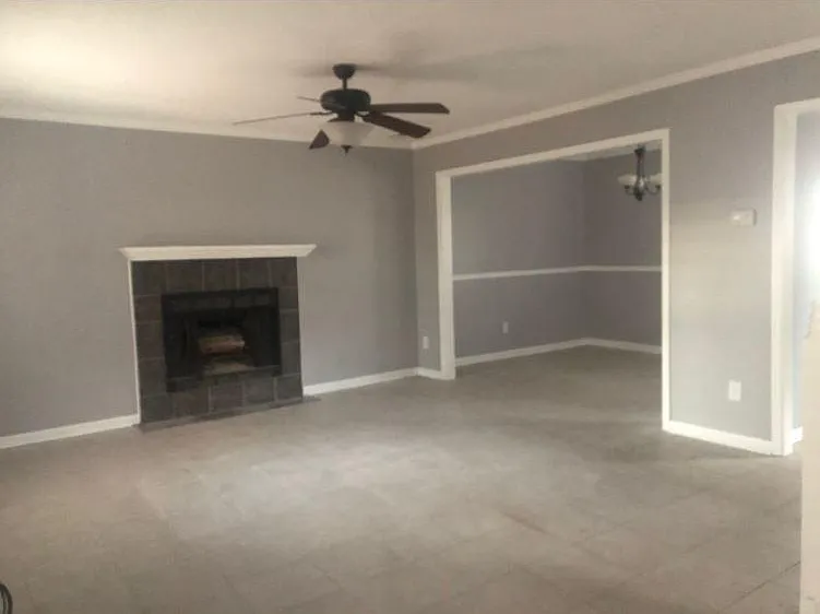 3 bed, 2.5 bath, 1200 sqft, $1,895 — Photo 3