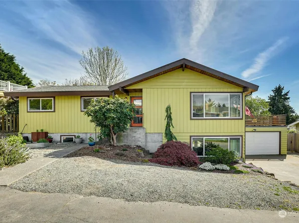 2015 SW 117th Place, Burien, WA 98146