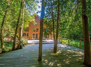 3823 N Anderson Rd, Ludington, MI 49431