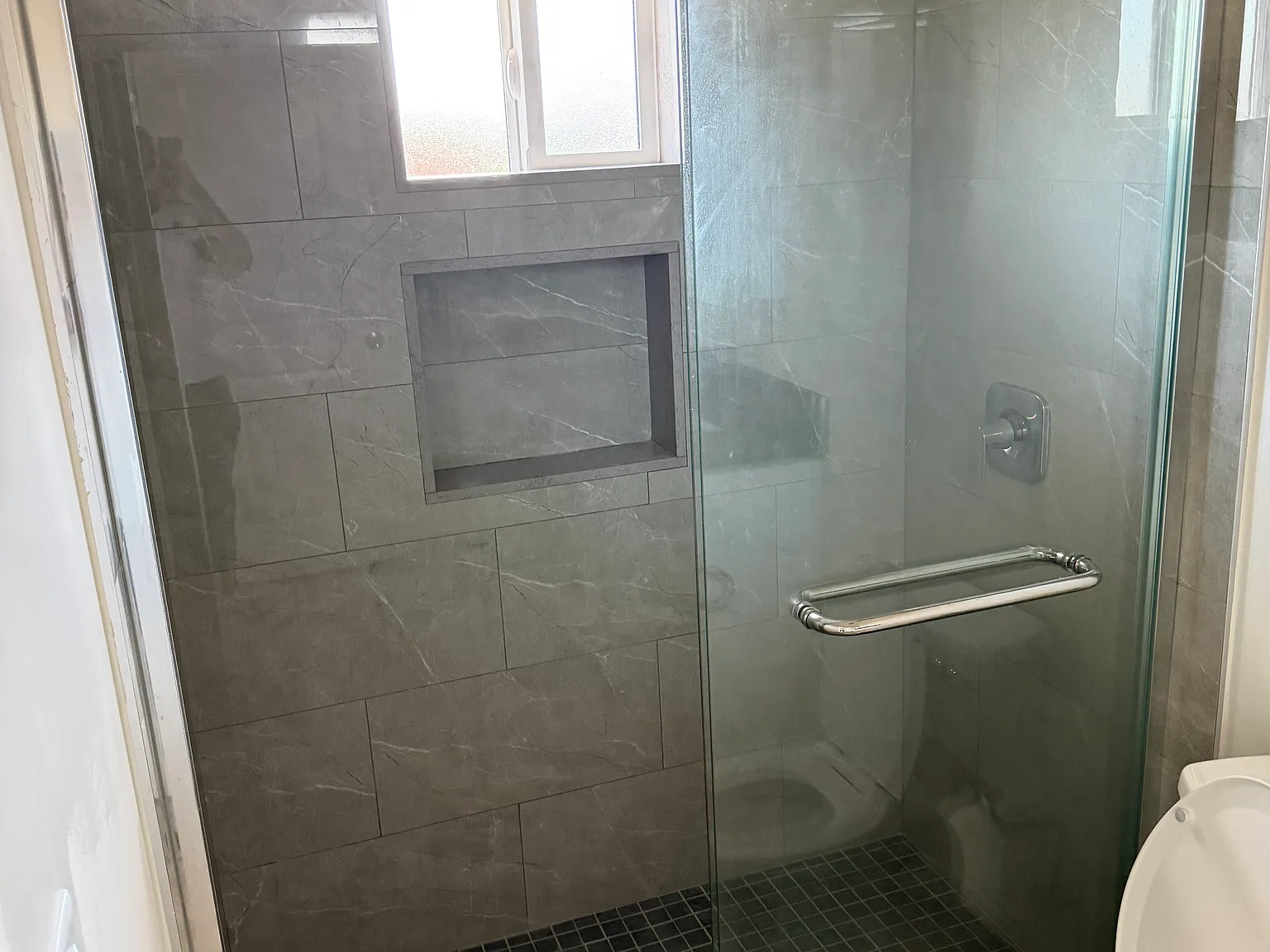 1 bed, 425 sqft, $2,000 — Photo 4