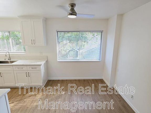 5th image of 1835 Lake St #1/2