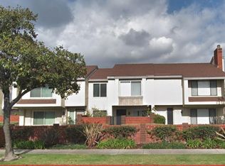 1033 W Orangewood Ave, Anaheim, CA 92802