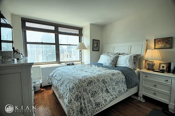 Rented by Kian Realty | media 2