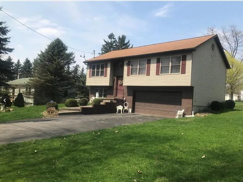 409 Ridgelawn Ave photo 1