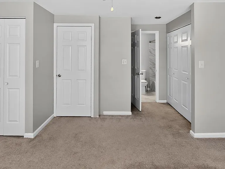 3591 Laurel View Ct — Photo 30
