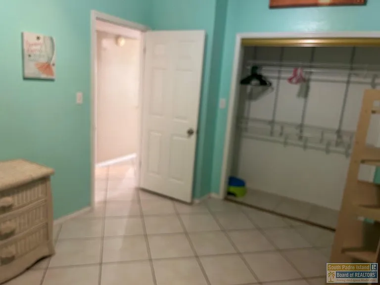 1342 Harbor Island Dr — Photo 24
