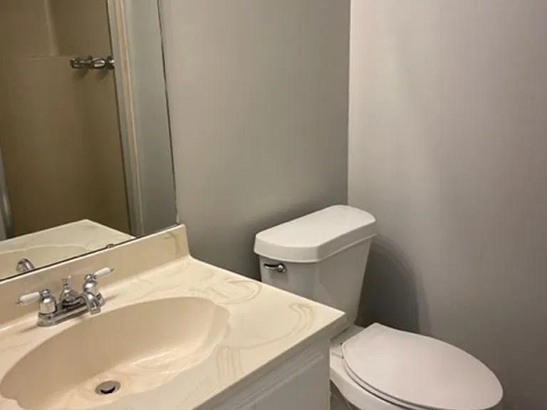 3627 Lansdowne Dr — Photo 10