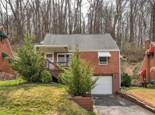 453 Cedar St, Jeannette, PA 15644