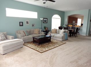 30732 Pumpkin Ridge Dr, Zephyrhills, FL 33543