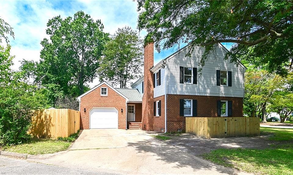 1st image of 1109 Buckingham Ave