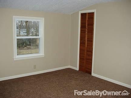 Upstairs bedroom
						:
						Very large bedroom with walk-in closet