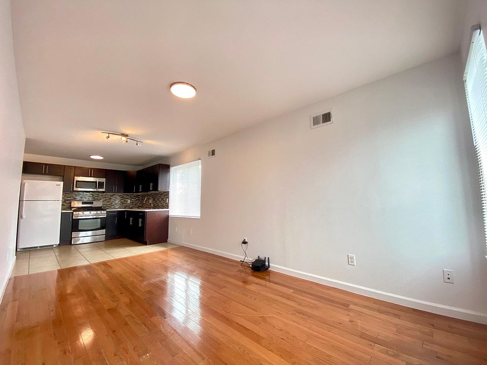 1st image of 124 Seneca St #1F