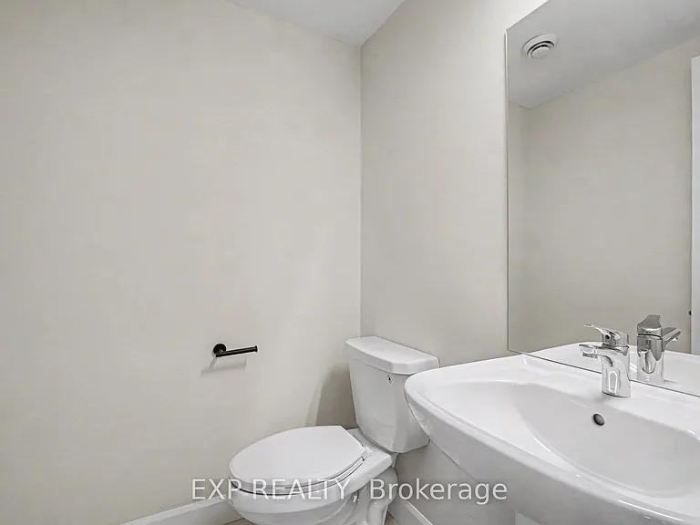 1099 Notre Dame St #101 — Photo 13