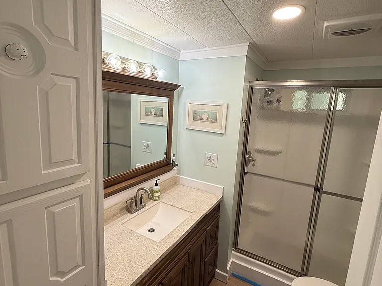 217 Periwinkle St — Photo 10