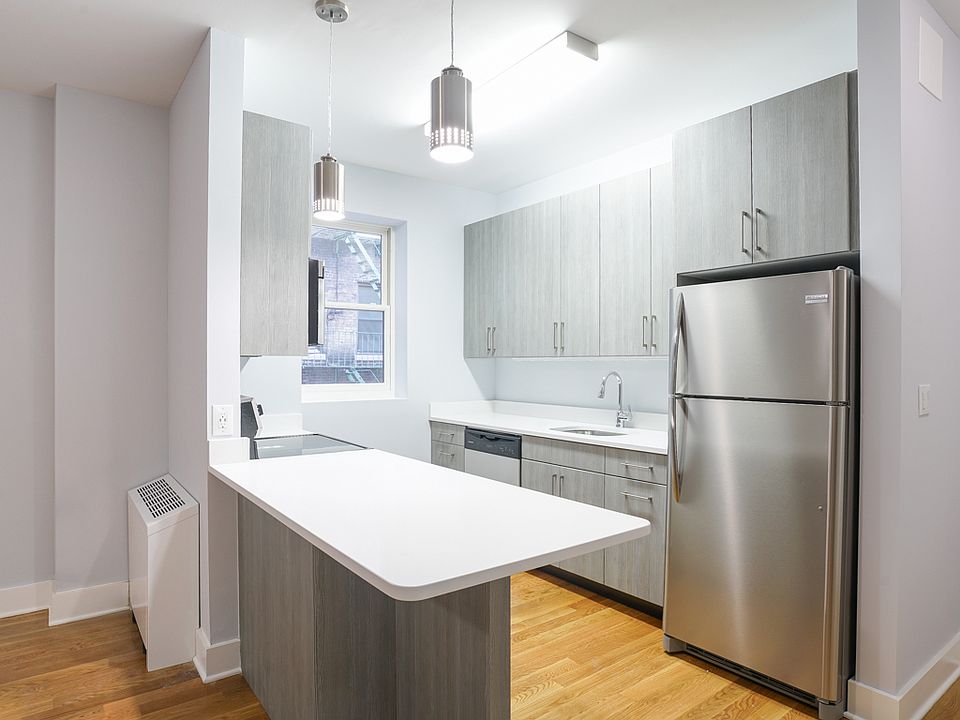 2nd image of 628 W 151st St APT 4C