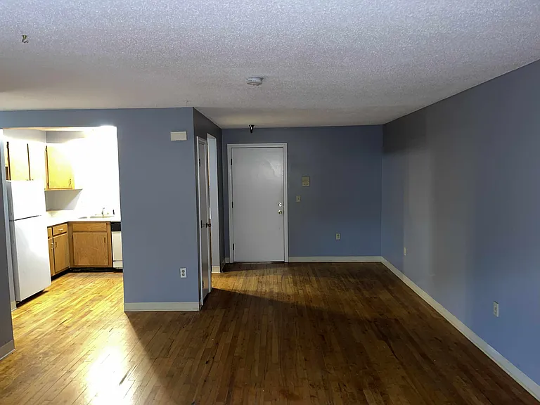 Keene Apartments — Photo 9