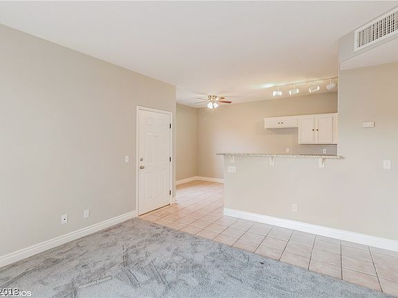 4th image of 2110 Los Feliz St Unit 1032